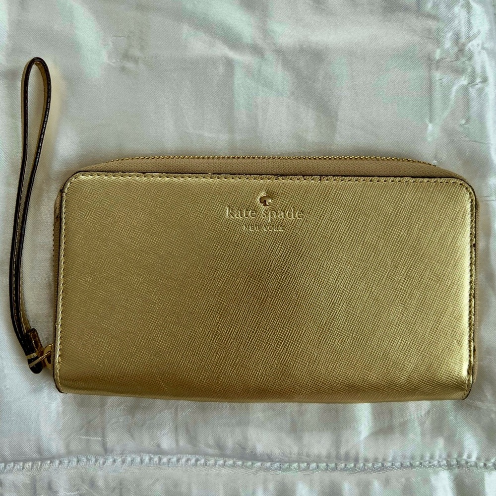 Kate Spade Storybook lining Gold Metallic Wristlet Wallet EUC